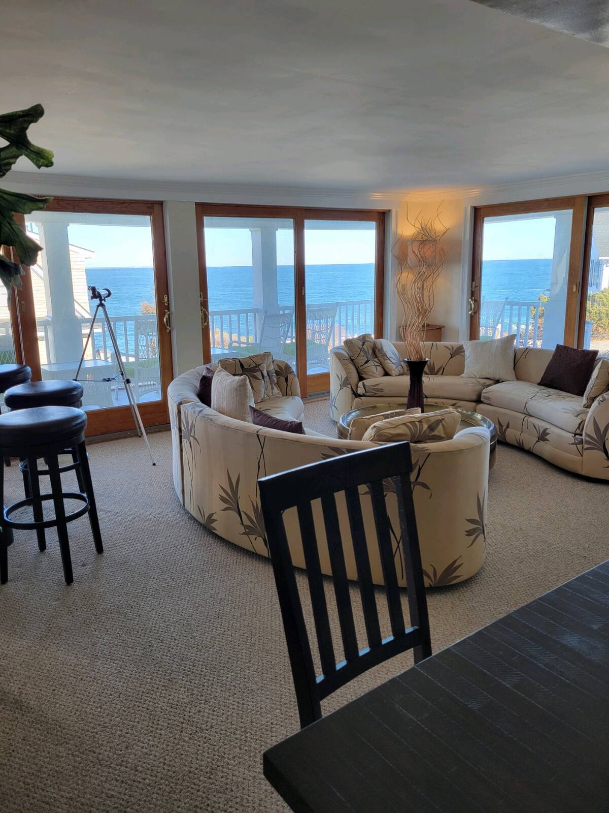 bee5ee12-44e0-4b05-9212-15e61a77ef61